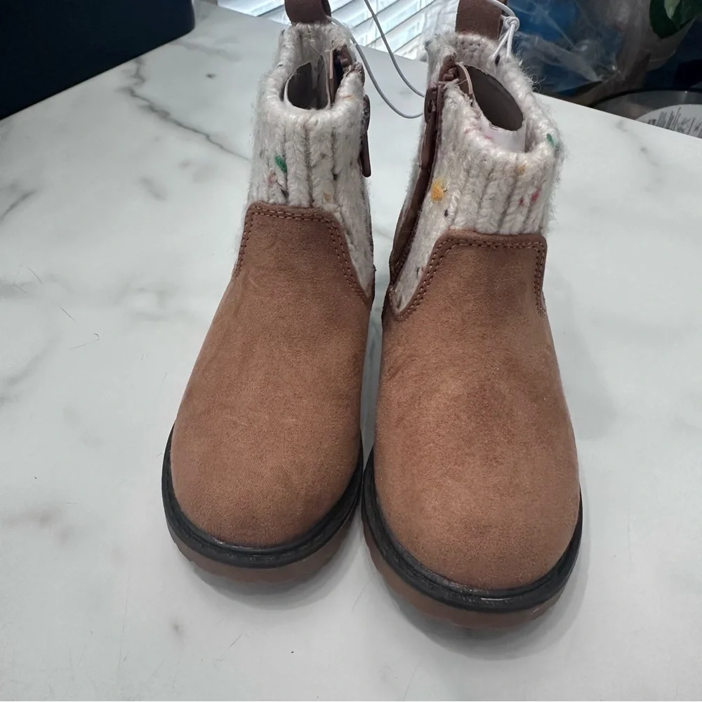 Cat & Jack Brown Ankle Boots with Knit Cuff‎ Size 6